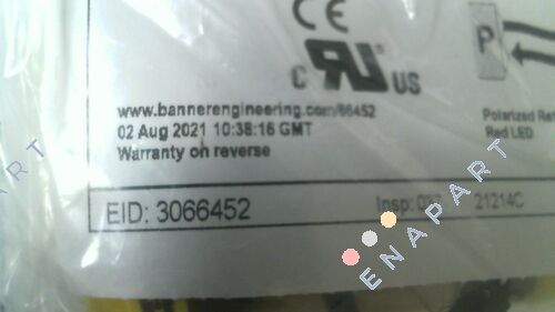 3066452 / QS18VP6LPQ8 Ретрорефлективен, поляризиран оптичен сензор