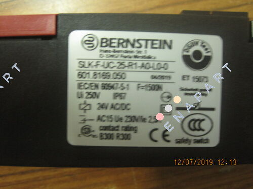 P/N: 6018169050 Type: SLK-F-UC-25-R1-A0-L0-0 Превключвател за безопасност