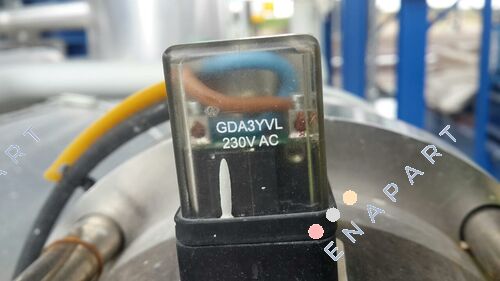 124-703  Plug с диод, 220 V