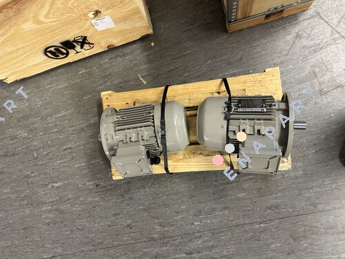 FT3A90S-4 1,1kW 4P 400/230V 50Hz B5 Трифазен асинхронен двигател